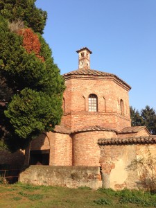 2016.10.22 lomello basilica s.m.maggiore ore 16 con il sole